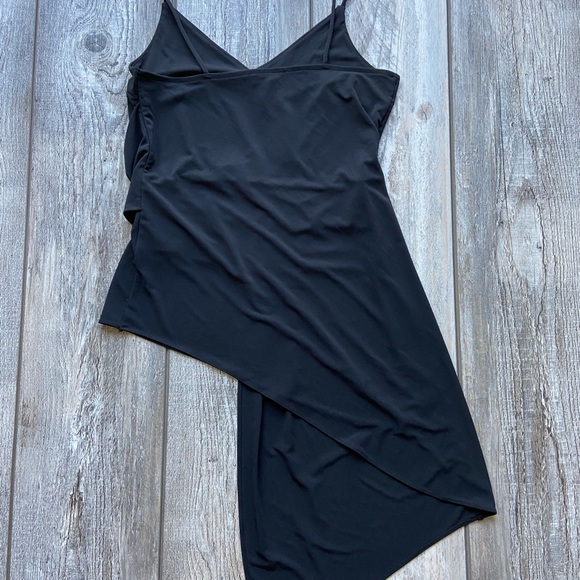 NWT! Express Asymmetrical Black Top - XS - Picture 6 of 7